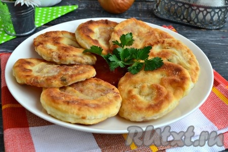 Лепешки с фаршем на сковороде