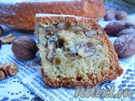 Шарлотка с грецкими орехами