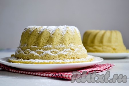 Из данного количества ингредиентов у меня получились две шарлотки весом по 250 грамм. 