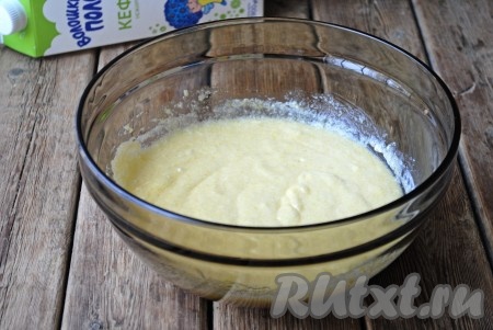 Перемешать тесто.