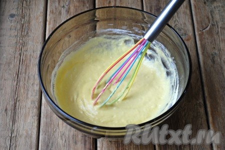 Должен получиться достаточно густой кляр.&nbsp;
