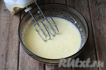 Ещё раз взбить миксером, чтобы ингредиенты соединились. 