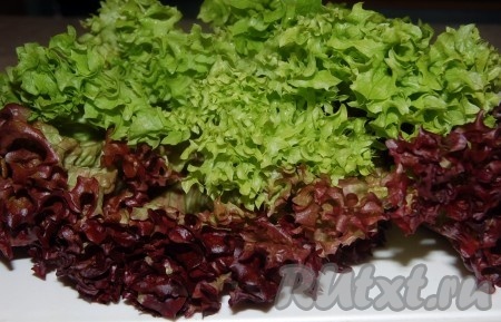 Приготовить листовой салат.
