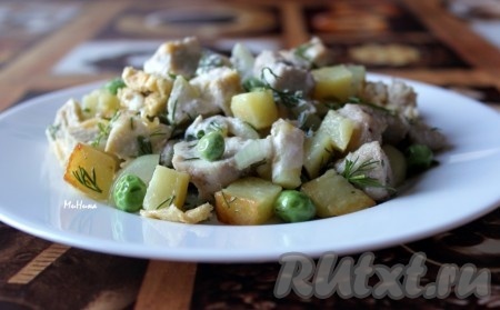 Салат с курицей, картошкой и яйцами