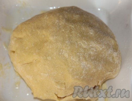 И замесить тесто для печенья.