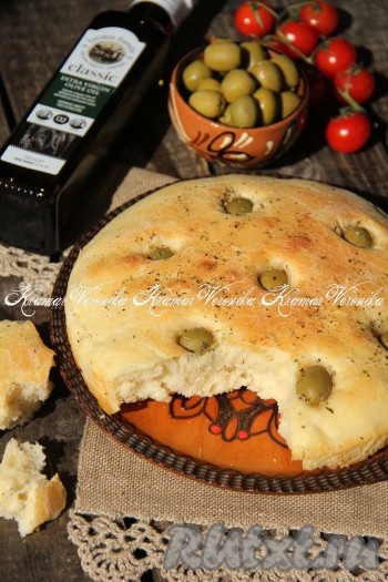 Фокачча с оливками