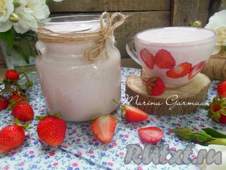 Невероятно нежный, ароматный и очень полезный творожный десерт с клубникой, приготовленный без выпечки за считанные минуты, не оставит равнодушным ни взрослых, ни детей.&nbsp;
