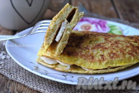 Такой завтрак отлично дополнит чашечка ароматного чая или питьевой йогурт.