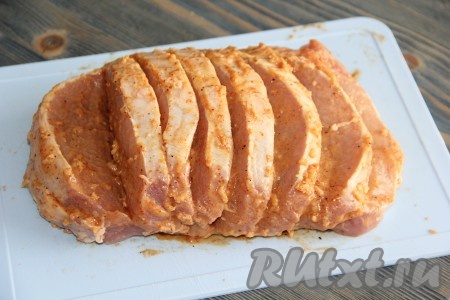 Вот так выглядит мясо в маринаде.
