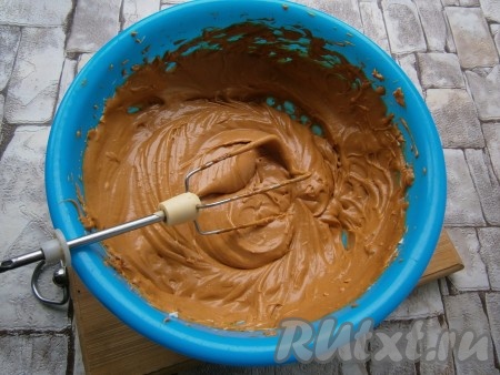 Должен получиться мягкий, однородный и вкусный крем.