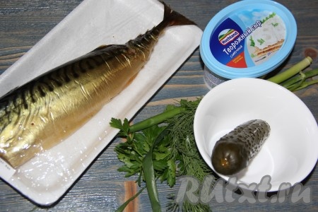 Пока запекается картофель, приготовим начинку.