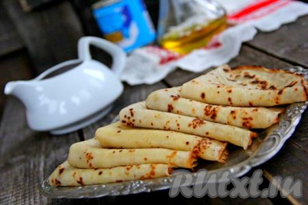 Блины на воде с майонезом и яйцами