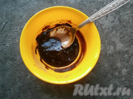 Должна получиться густоватая кашица.