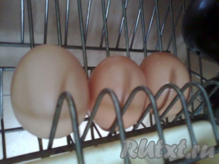 Затем промыть. Перевернуть отверстием вниз и просушить.