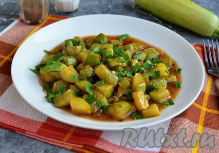 Кабачки, жареные с крахмалом и соевым соусом