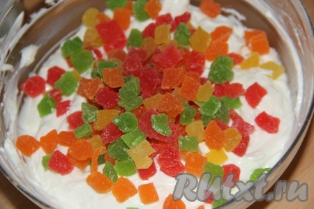 Добавить в творожную массу цукаты.
