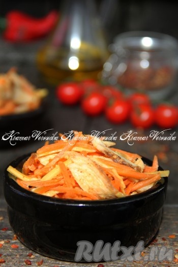 Салат с копченой курицей, с корейской морковью и сыром