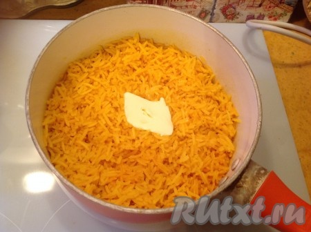 Рис, отваренный с куркумой