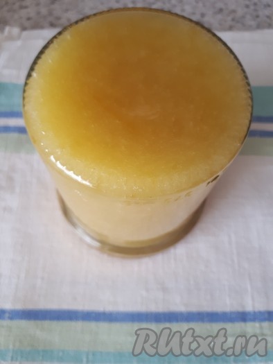 Перевернуть баночки кверху дном и оставить до полного остывания.