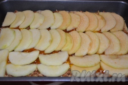 Далее распределить яблоки.
