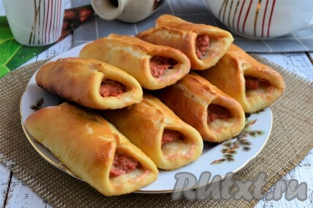 Открытые пирожки с мясом