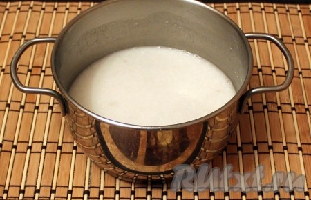 Полученную стружку просто залить кипящей водой, перемешать и оставить настояться. 