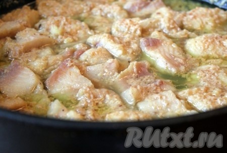 Вкусная морская рыба готова.
