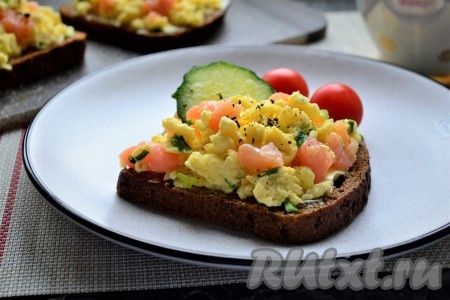 Бутерброды с омлетом