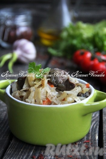 Куриная печень с капустой в мультиварке