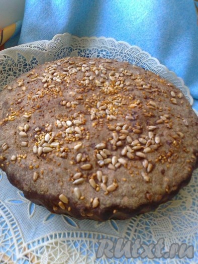 Хлебу нужно дать время "дозреть" ещё в течение 10 часов.
