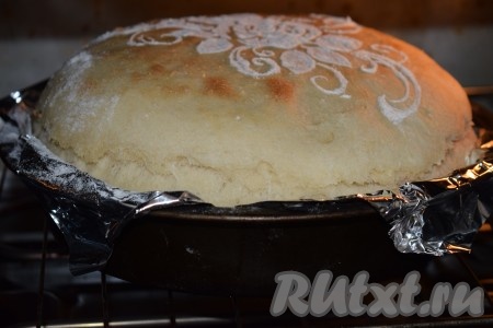 Готовый хлеб будет чудесно пахнуть свежей выпечкой, он хорошо поднимется.
