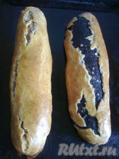 Выпекаем рулеты из творожного теста в духовке, разогретой до 170-180 градусов, в течение 30-35 минут.
