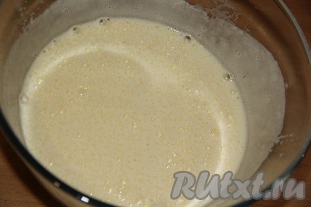 Яичная масса получится пышной.
