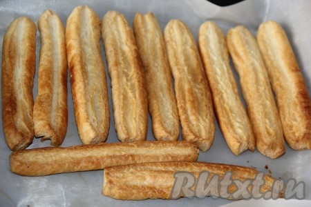 Готовые полоски остудить.
