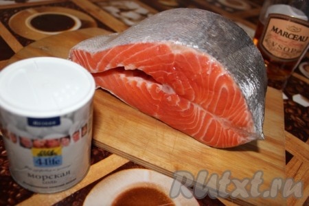 Ингредиенты для приготовления слабосолёной форели в домашних условиях