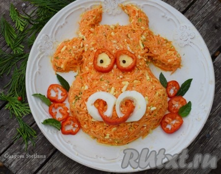 Салат из моркови с плавленным сыром и чесноком "Бычок"