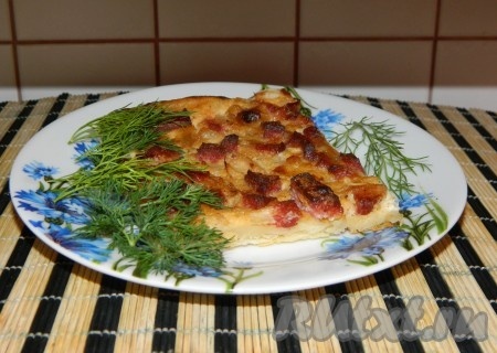 Луковый пирог из слоёного теста