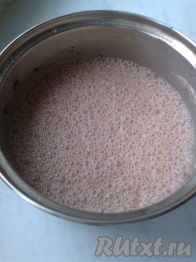 и взбить миксером (или блендером).
