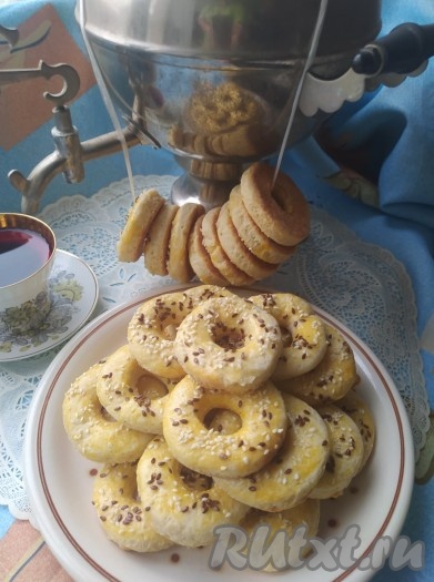 и подаём с ароматным чаем, кофе или молоком.
