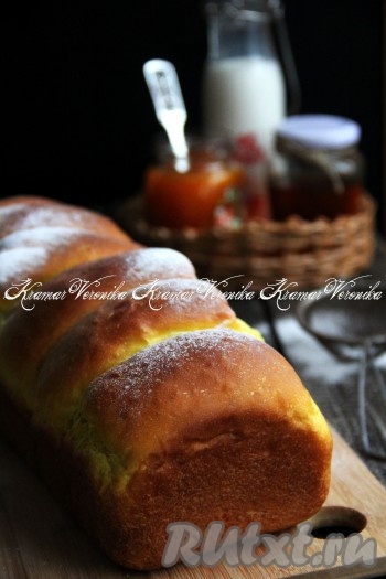 Достать булочки из формы и подать к столу. Они прекрасно отделяются друг от друга. Воздушные, пушистые булочки "Танджонг" станут и отличным дополнением к чаю, и прекрасной основой для бутербродов. Выпечка получается отличной, обязательно попробуйте и насладитесь её вкусом!
