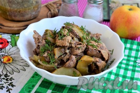 Куриная печень с яблоками в банке в духовке