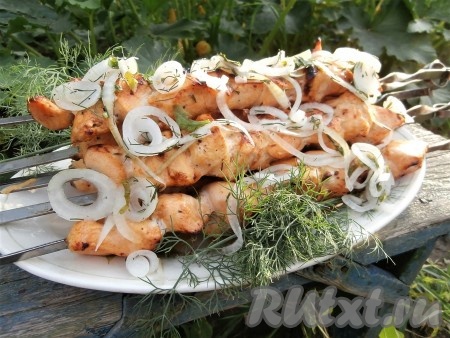 Шашлык из куриного филе на мангале