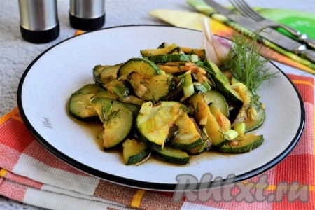 Жареные цукини с чесноком