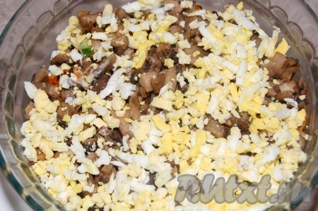 Слой оставшихся яиц.