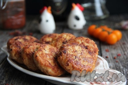 Котлеты из куриного фарша с рисом