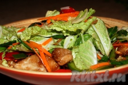 Китайский салат с курицей