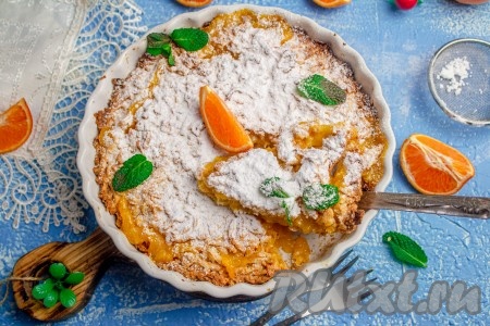 От кусочка ароматного, вкусного песочного пирога с мандариновой начинкой очень сложно отказаться. Попробуйте обязательно!