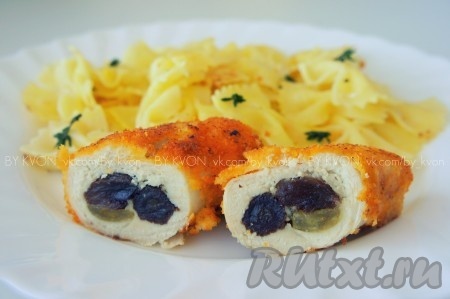 Куриные рулетики с ромовым изюмом