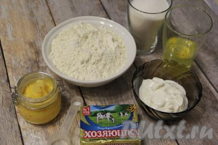 Подготовить продукты для приготовления корзиночек с белковым кремом в домашних условиях.