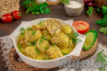 Можно подать их и в качестве самостоятельного блюда, дополнив свежими овощами или салатом.